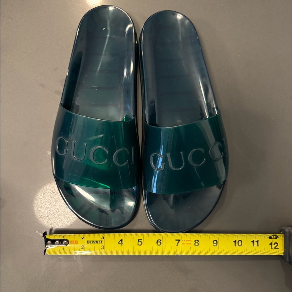 Gucci Emerald Slide Sandals, size 11 - Picture 3 of 8